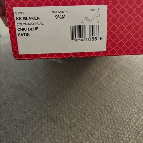 Kelly & Katie Blaken Satin Rhinestone Heels – Size 9.5 - Picture 3 of 8